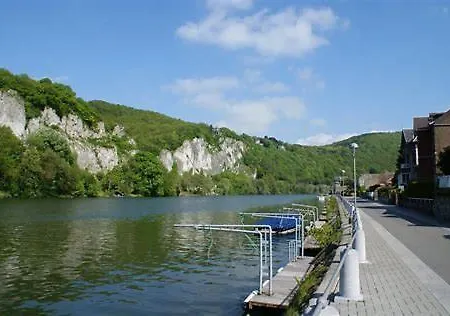 Les Du Beau Vallon Chalet Profondeville